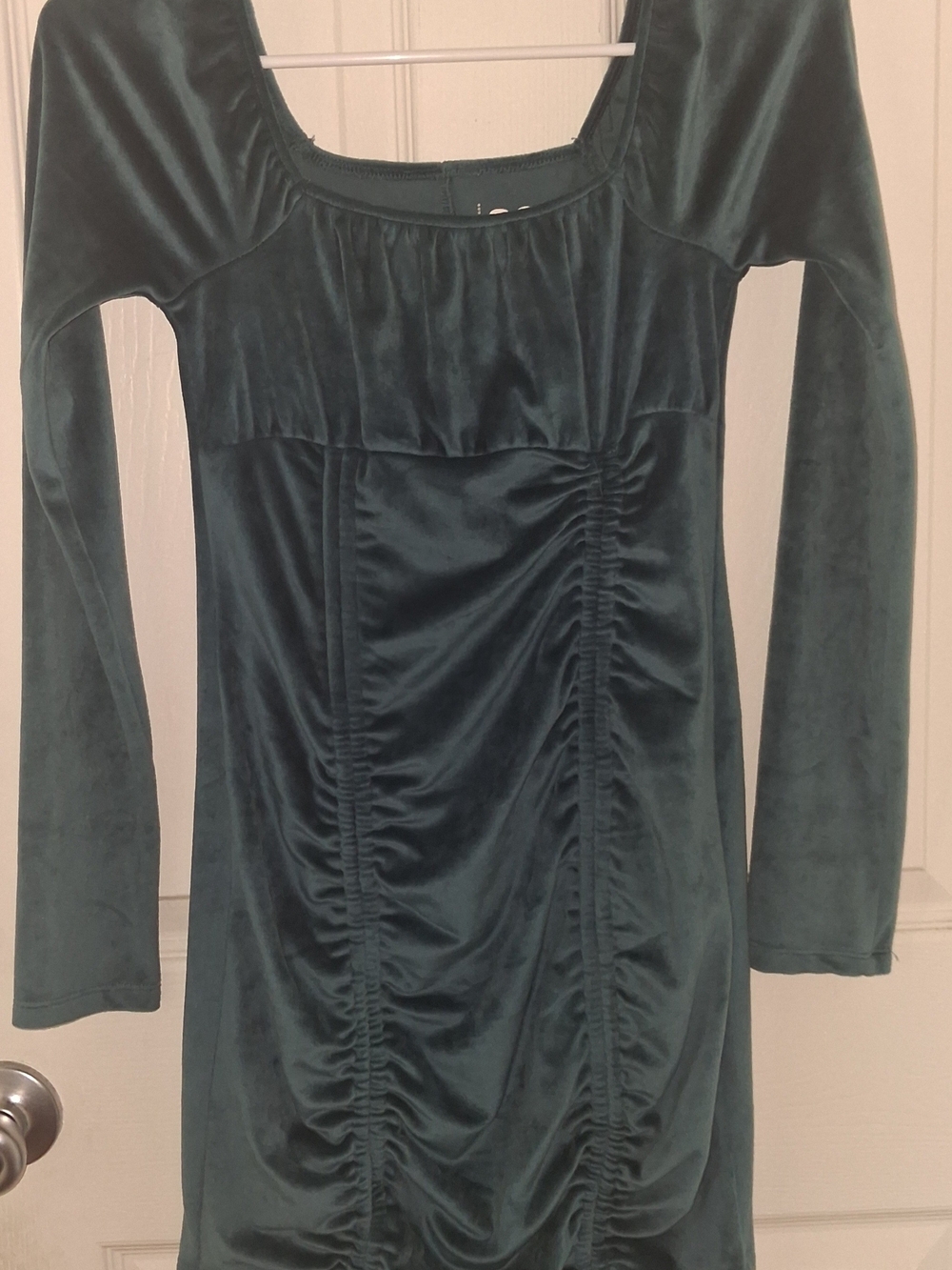 SO Deep Green Velvet Ruched Long-Sleeve Dress